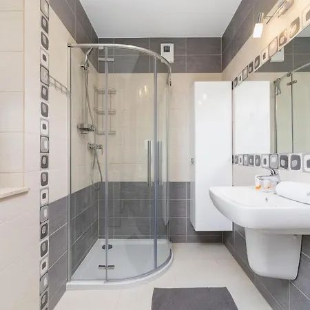 Cystersów Cracow By Renters Apartamento Cracovia